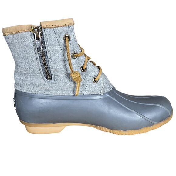 Sperry Saltwater Duck Boots | Women’s 6.5 Gray Quilted Thinsulate Waterproof - Picture 2 of 10